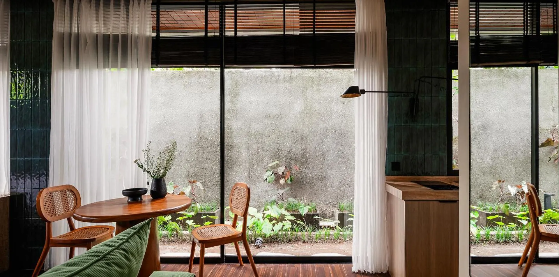 Aviator Bali Aparthotel Canggu
